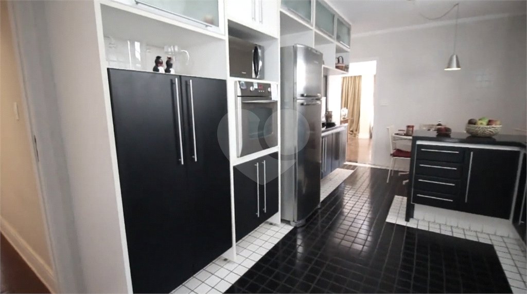 Apartamento à venda com 3 quartos, sendo 1 suíte, em Higienópolis, São Paulo, SP
