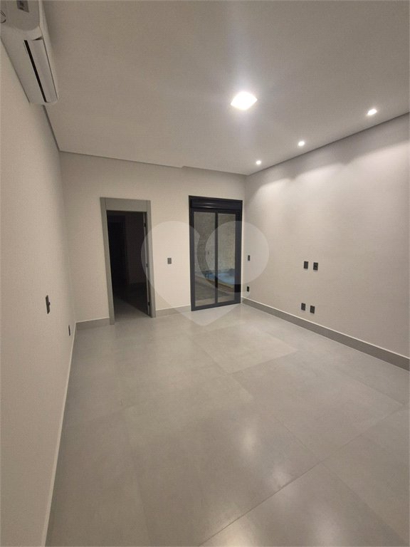 Casa à venda com 4 suítes no condomínio Residencial Dona Maria Candida, Indaiatuba - SP