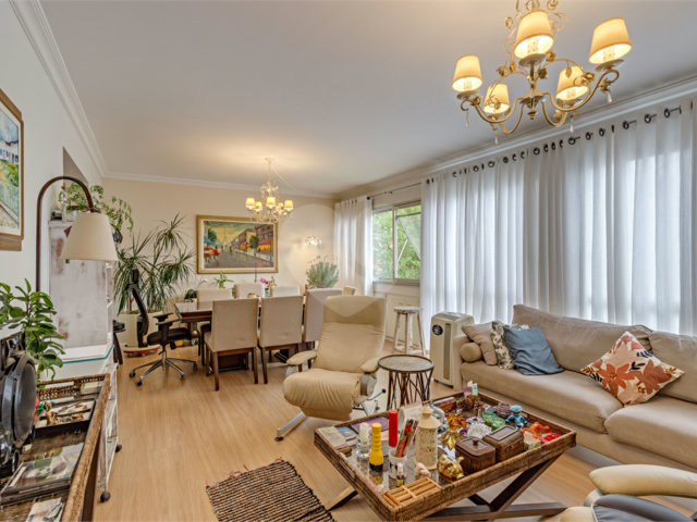 Apartamento à venda com 4 quartos, sendo 2 suítes,  em Jardim Marajoara, São Paulo, SP