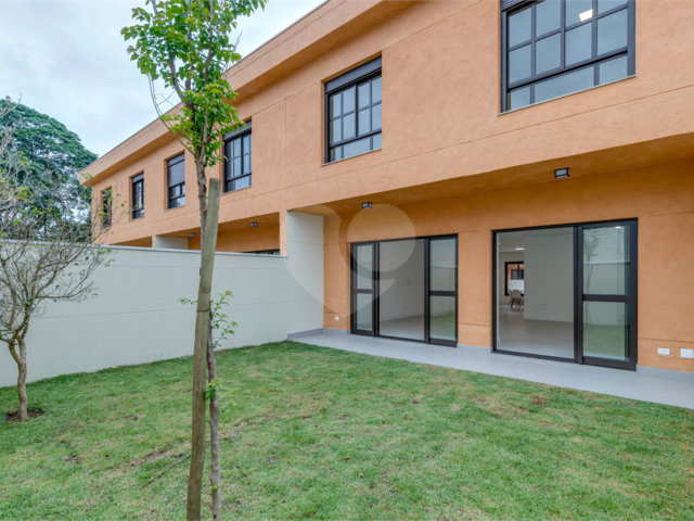 Casa à venda com 4 suítes no condomínio Collina Di Fiori, São Paulo - SP