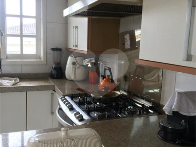 Sobrado à venda com 4 quartos, sendo 1 suíte,  em Tremembé, São Paulo, SP