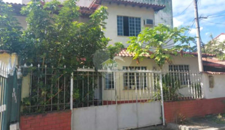 Casa à venda com 2 quartos, sendo 1 suíte,  no condomínio River Plate, Rio de Janeiro - RJ