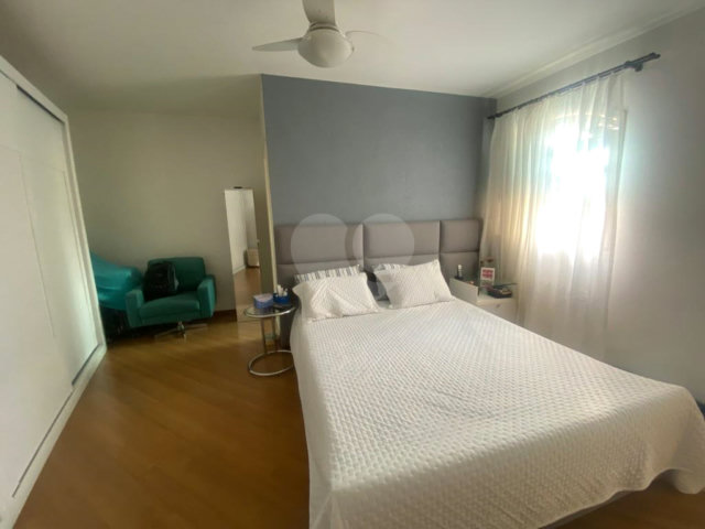 Casa à venda com 4 quartos, sendo 2 suítes,  em Parada Inglesa, São Paulo, SP