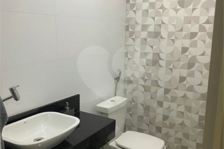 Sobrado à venda com 2 quartos, sendo 1 suíte, em Jardim Nova Germania, São Paulo, SP