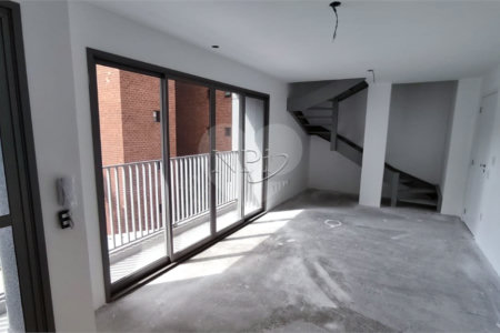 Apartamento à venda com 3 quartos, sendo 2 suítes,  em Moema, São Paulo, SP