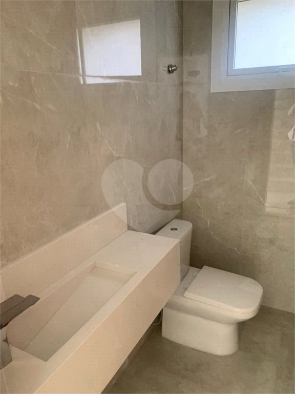 Casa à venda com 3 suítes no condomínio Quadra Real, Atibaia - SP