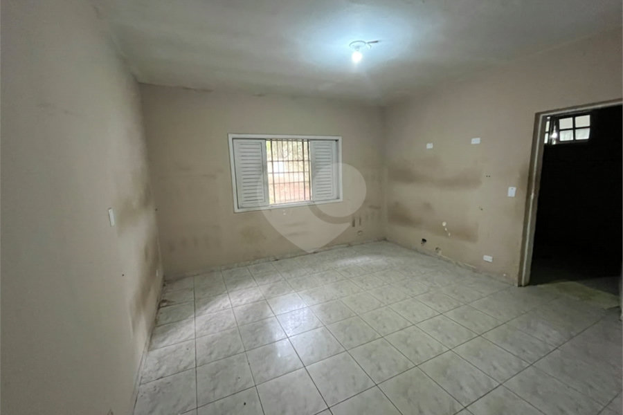 Casa à venda ou para alugar com 5 quartos em Roseira, Mairiporã, SP