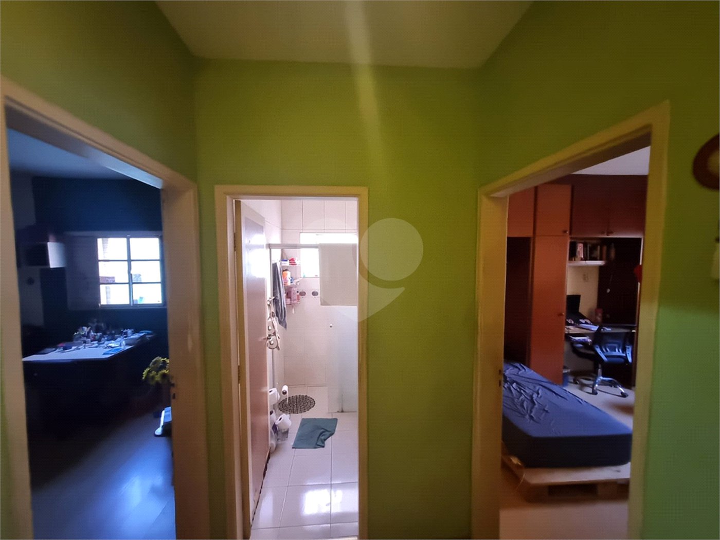 Casa à venda com 4 quartos, sendo 1 suíte,  em Jardim Guarujá, Sorocaba, SP