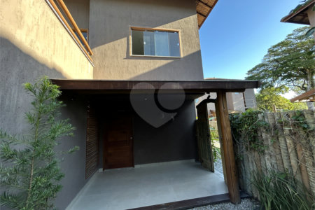 Duplex à venda com 3 suítes no Centro / Arraial D'ajuda, Porto Seguro, BA