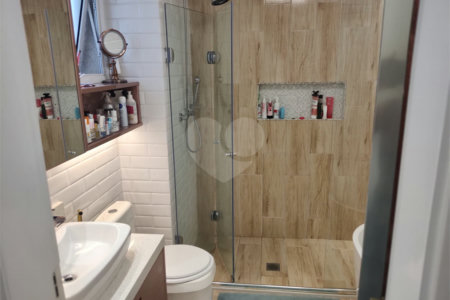 Apartamento à venda com 4 quartos, sendo 2 suítes, em Pinheiros, São Paulo, SP