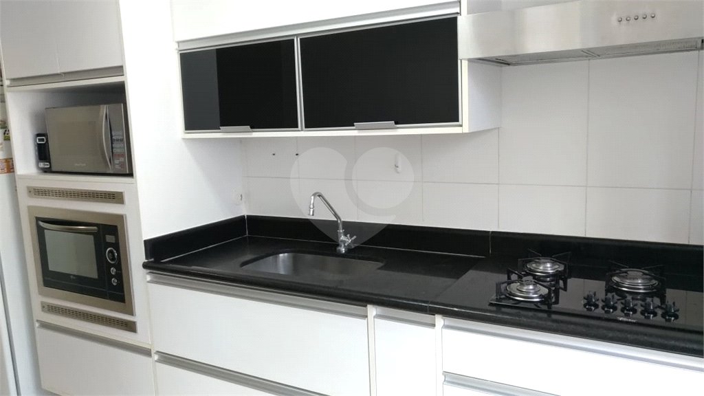 Apartamento à venda com 3 quartos, sendo 1 suíte,  em Cidade Monções, São Paulo, SP