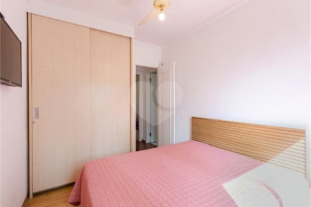 Apartamento à venda com 3 quartos, sendo 1 suíte, em Vila Hamburguesa, São Paulo, SP