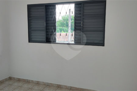 Sobrado à venda com 3 quartos, sendo 1 suíte, em Ressaca, Atibaia, SP