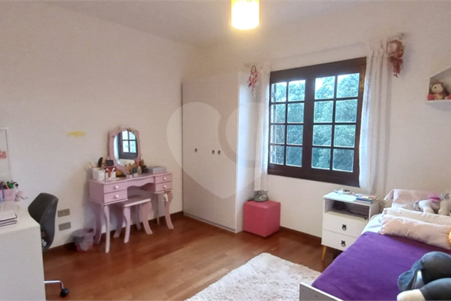 Casa à venda com 4 suítes no condomínio Alpes da Cantareira, Mairiporã - SP