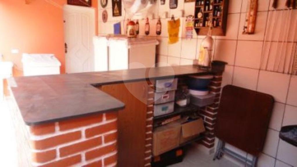 Sobrado à venda com 3 quartos, sendo 1 suíte, em Vila das Palmeiras, Guarulhos, SP