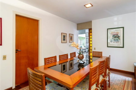 Casa à venda com 4 suítes em Vila Madalena, São Paulo, SP