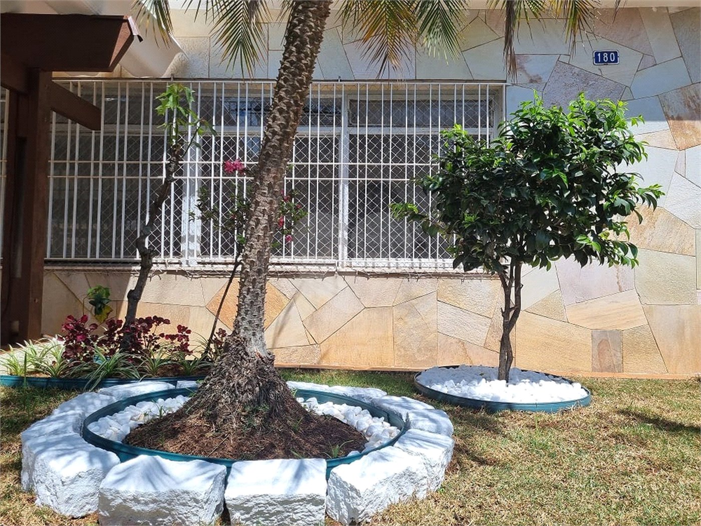 Casa à venda com 3 quartos, sendo 1 suíte, em Santana, São Paulo, SP