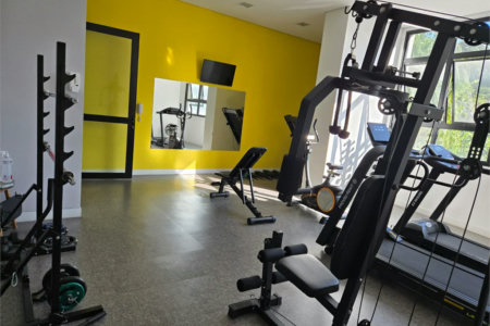 Apartamento à venda com 2 quartos, sendo 1 suíte,  em Vila Romana, São Paulo, SP