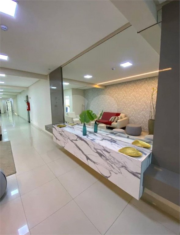Apartamento à venda com 2 quartos, sendo 1 suíte, no Centro, Mongaguá, SP