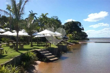 Casa à venda no condomínio Riviera de Santa Cristina Xiii, Paranapanema - SP