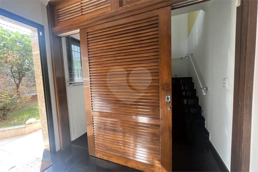 Casa à venda com 4 quartos, sendo 3 suítes, em Vila Guilherme, São Paulo, SP