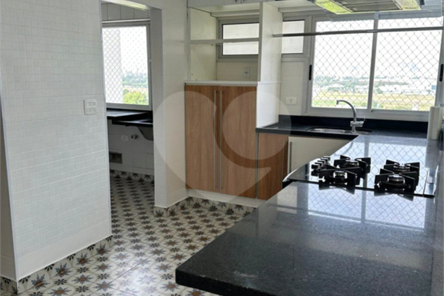 Apartamento para alugar com 3 suítes em Santana, São Paulo, SP