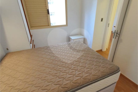 Apartamento à venda com 2 quartos em Vila Uberabinha, São Paulo, SP