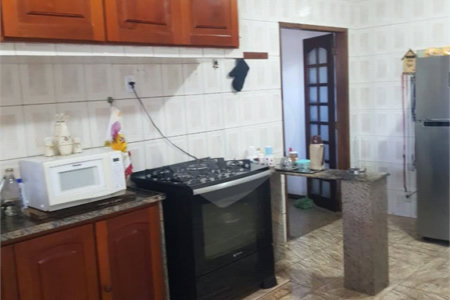 Casa de Vila à venda com 4 quartos, sendo 1 suíte, em Rio do Ouro, São Gonçalo, RJ