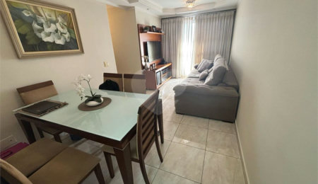 Apartamento à venda com 3 quartos, sendo 1 suíte,  em Vila Esperança, São Paulo, SP