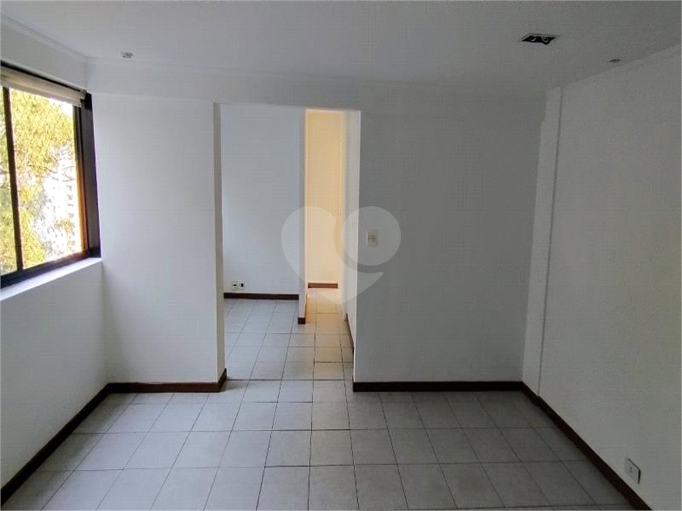 Apartamento à venda com 2 quartos, sendo 1 suíte,  em Jardim Parque Morumbi, São Paulo, SP