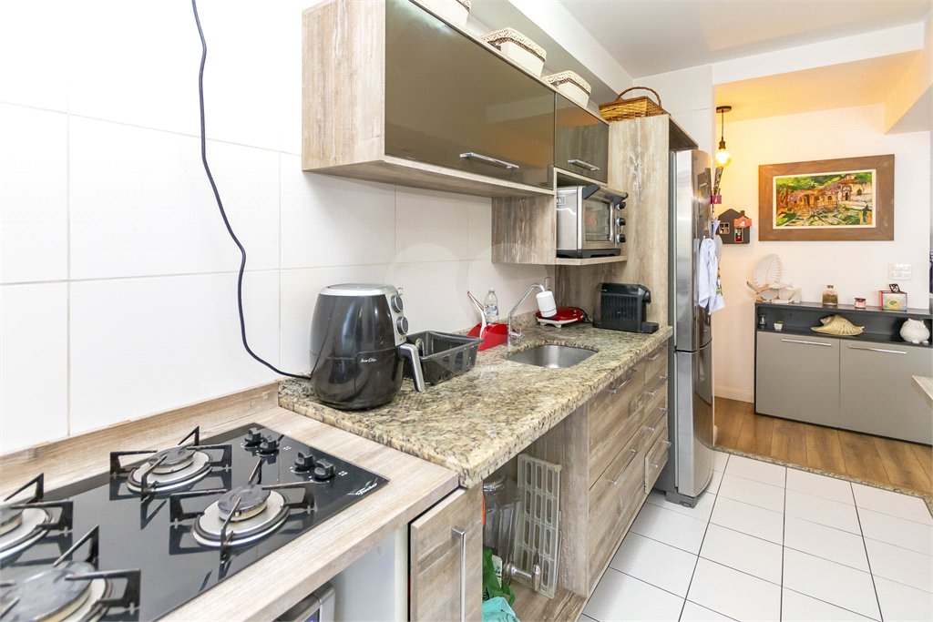 Apartamento à venda com 2 quartos, sendo 1 suíte,  em Bosque da Saúde, São Paulo, SP