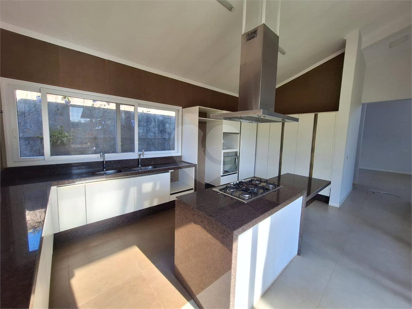 Casa em condomínio à venda com 3 suítes em Terras de Santa Teresa, Itupeva, SP