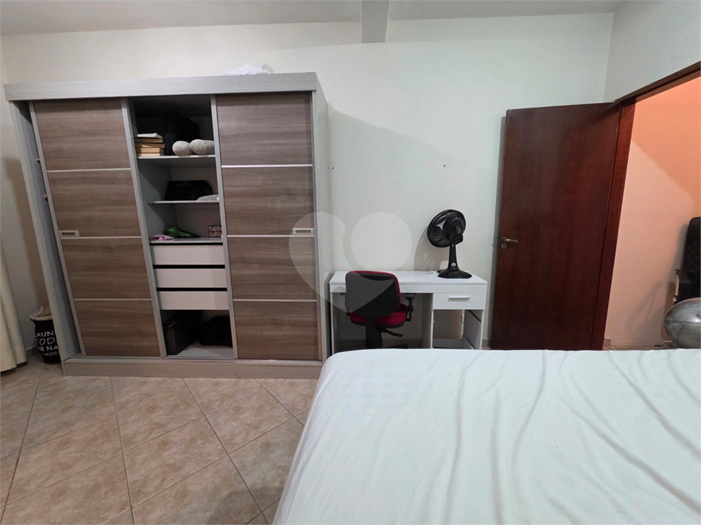 Sobrado à venda com 6 quartos, sendo 3 suítes, em Santa Teresinha, São Paulo, SP
