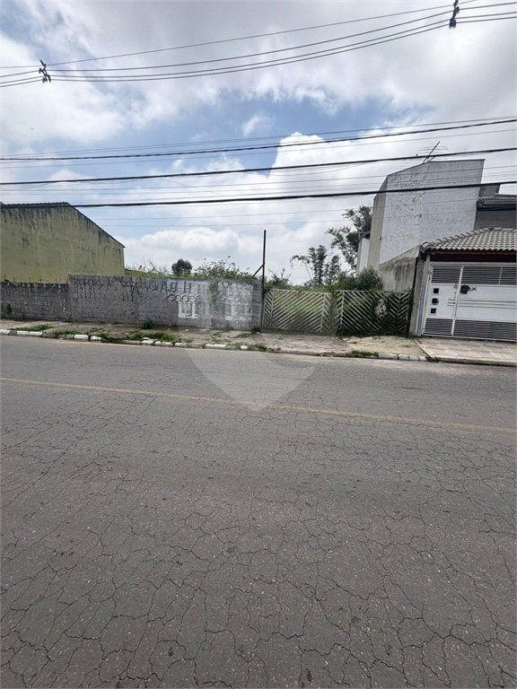 Terreno à venda em Jardim Quaresmeira, Suzano, SP