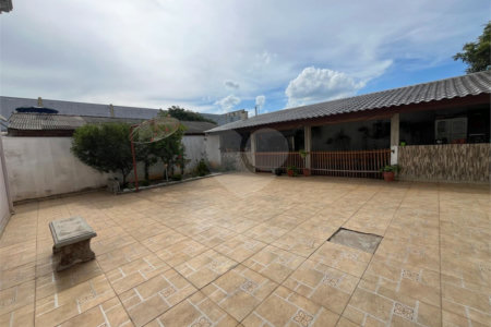 Casa à venda com 4 quartos, sendo 2 suítes, em Chapada Grande, Itapetininga, SP