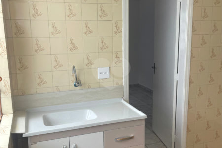 Casa Térrea para alugar com 3 quartos em Vila Morse, São Paulo, SP