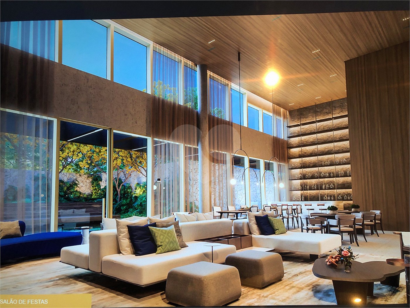 Apartamento à venda com 3 suítes em Moema, São Paulo, SP