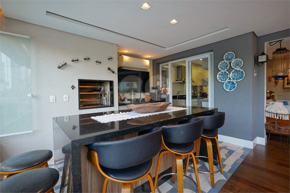 Apartamento à venda com 4 quartos, sendo 2 suítes, em Santo Amaro, São Paulo, SP