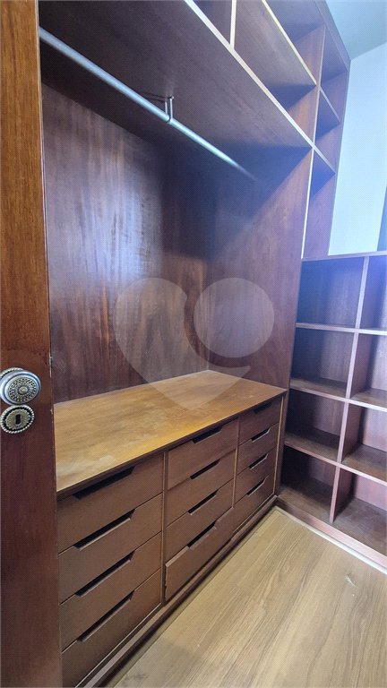 Apartamento à venda ou para alugar com 3 quartos, sendo 2 suítes, em Vila Romana, São Paulo, SP