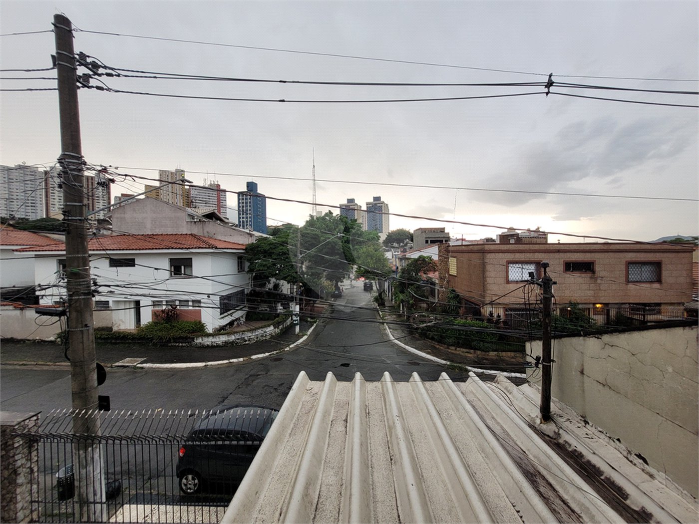 Sobrado à venda com 5 quartos, sendo 2 suítes, em Jardim Vera Cruz, São Paulo, SP