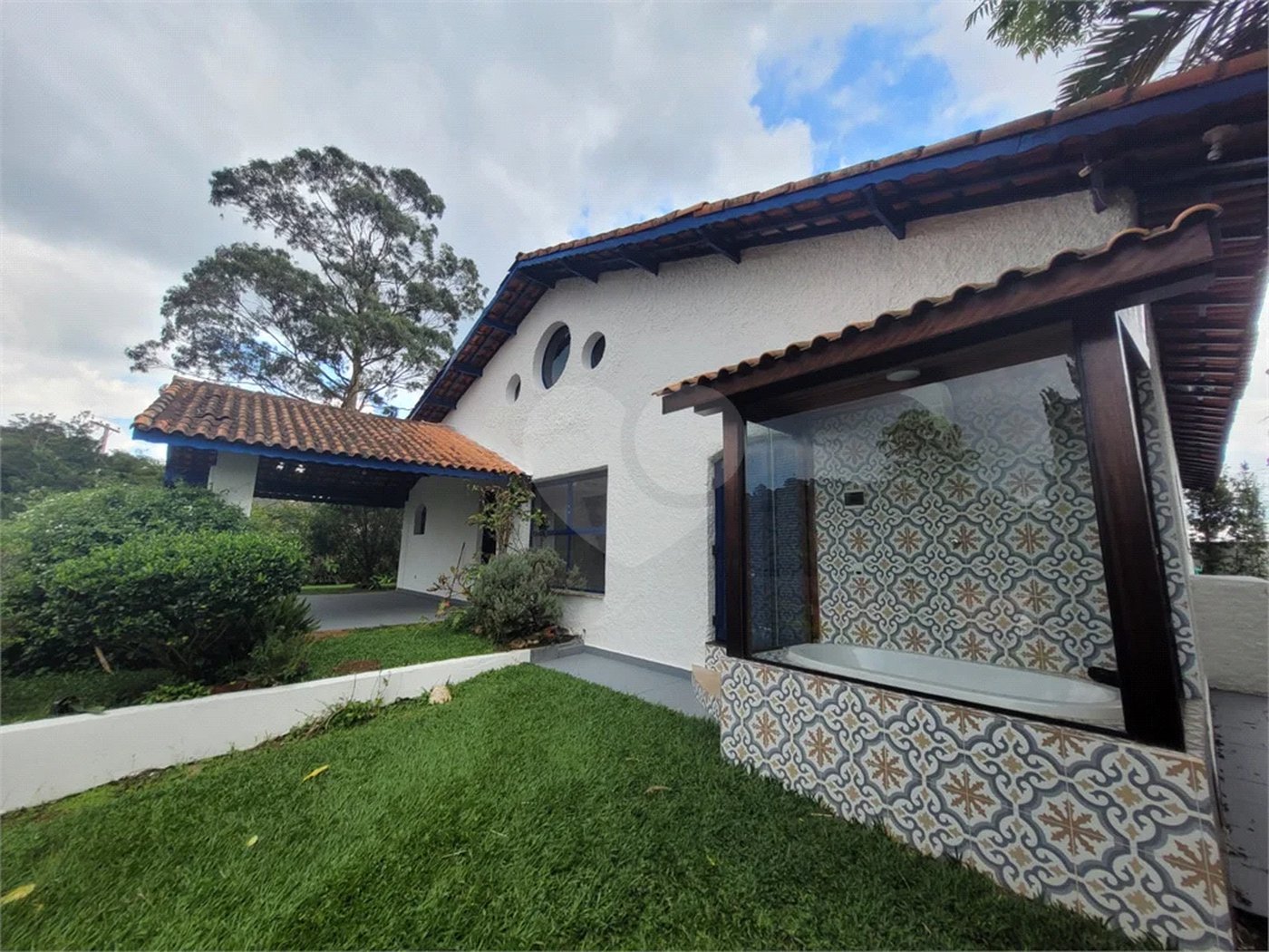 Casa para alugar com 3 quartos, sendo 1 suíte,  no condomínio Alpes da Cantareira, Mairiporã - SP
