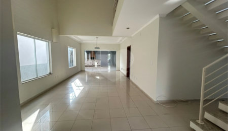 Casa à venda com 4 quartos, sendo 1 suíte,  no condomínio Lago da Boa Vista, Sorocaba - SP