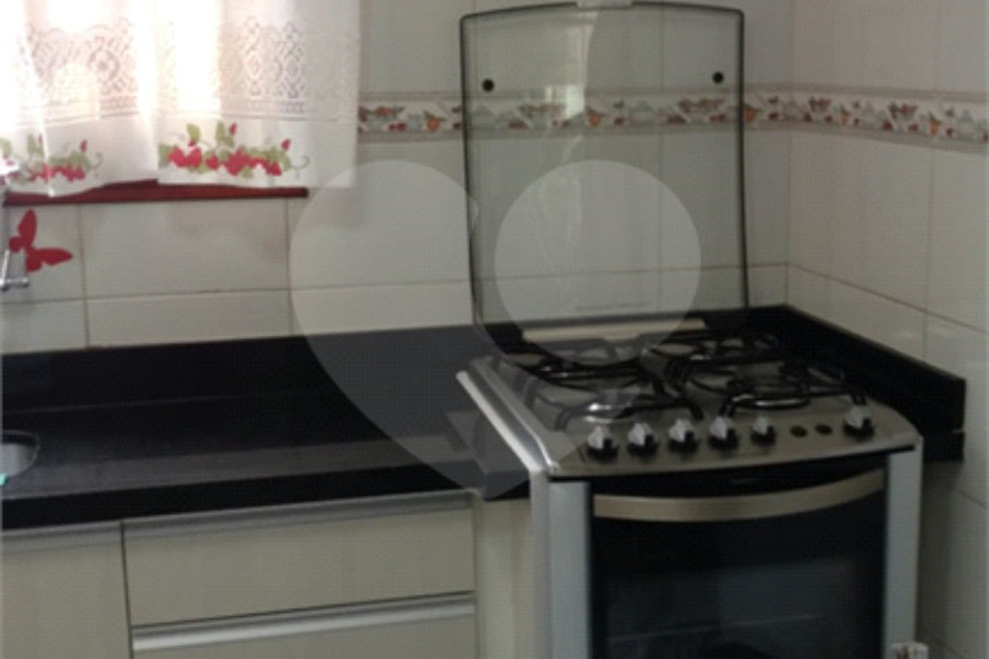 Casa à venda com 3 quartos, sendo 1 suíte, no condomínio Morada de Itapuã, São Paulo - SP