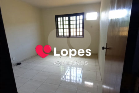 Casa à venda com 2 quartos em Campo Grande, Rio de Janeiro, RJ