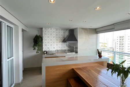 Apartamento à venda com 3 quartos, sendo 2 suítes, em Mooca, São Paulo, SP