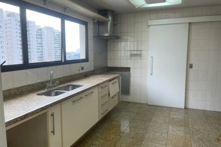 Apartamento à venda com 4 suítes em Vila Suzana, São Paulo, SP