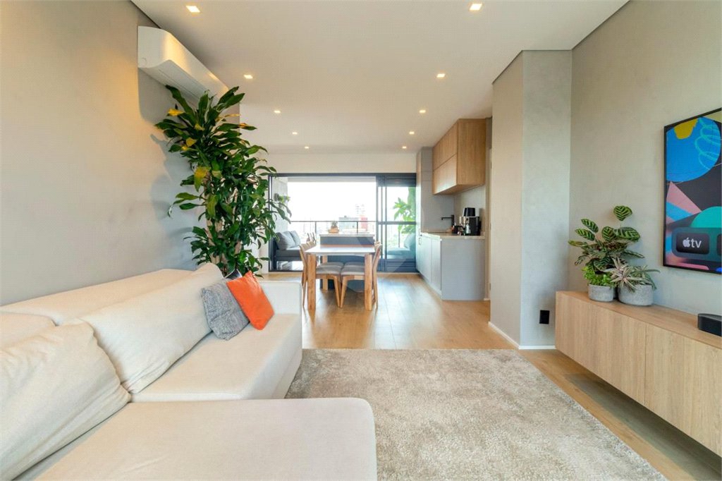 Apartamento à venda com 3 quartos, sendo 2 suítes, em Pinheiros, São Paulo, SP
