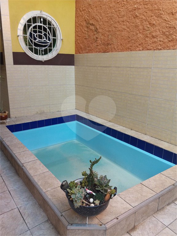 Sobrado à venda com 3 quartos, sendo 1 suíte, em Jardim Japão, São Paulo, SP