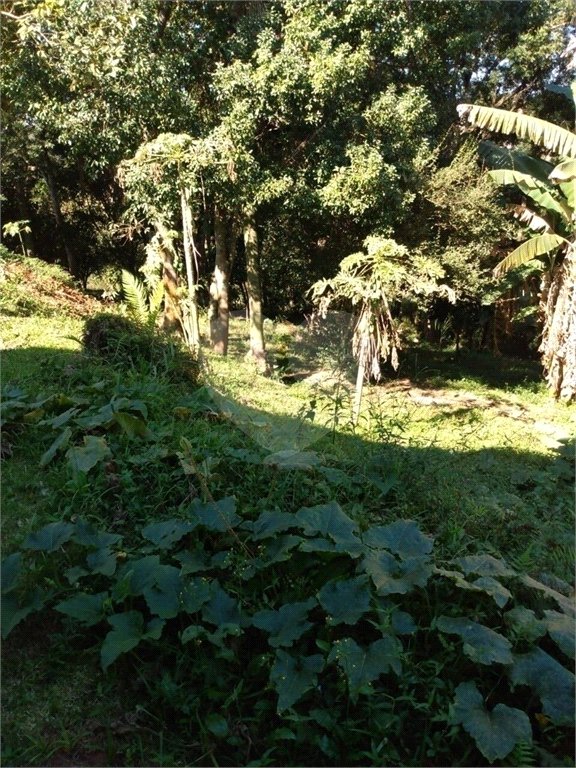 Chácara à venda com 8 quartos em Parque Piratininga, Itaquaquecetuba, SP