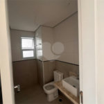 Apartamento à venda com 2 quartos, sendo 1 suíte,  em Loteamento Mogilar, Mogi das Cruzes, SP